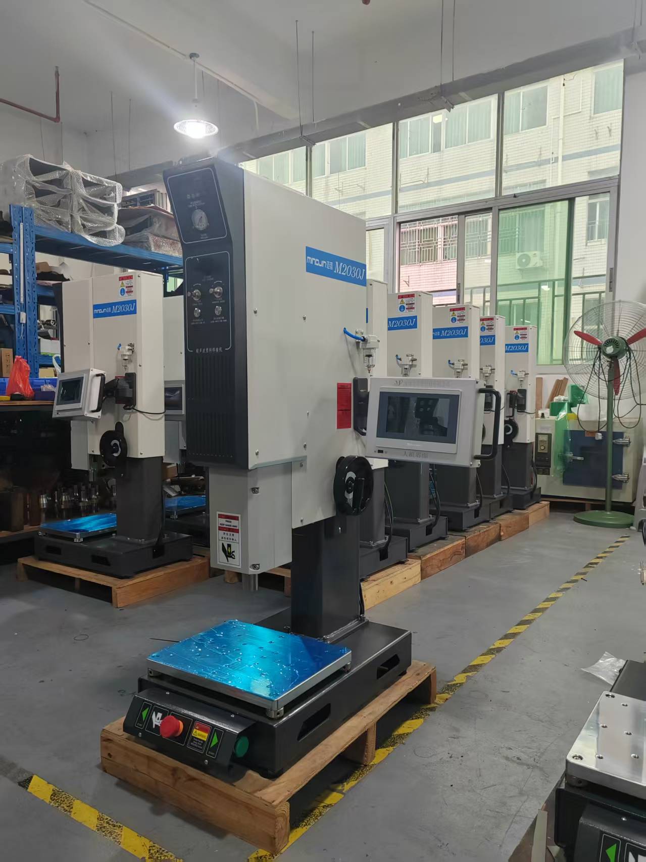 20K精密型超声波塑料焊接机